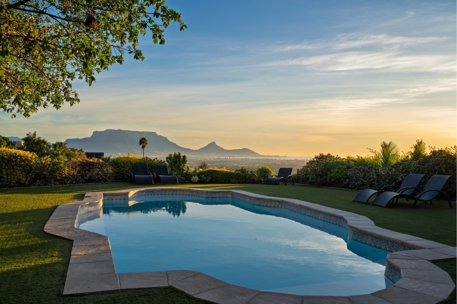 13 Bedroom Property for Sale in Plattekloof 3 Western Cape